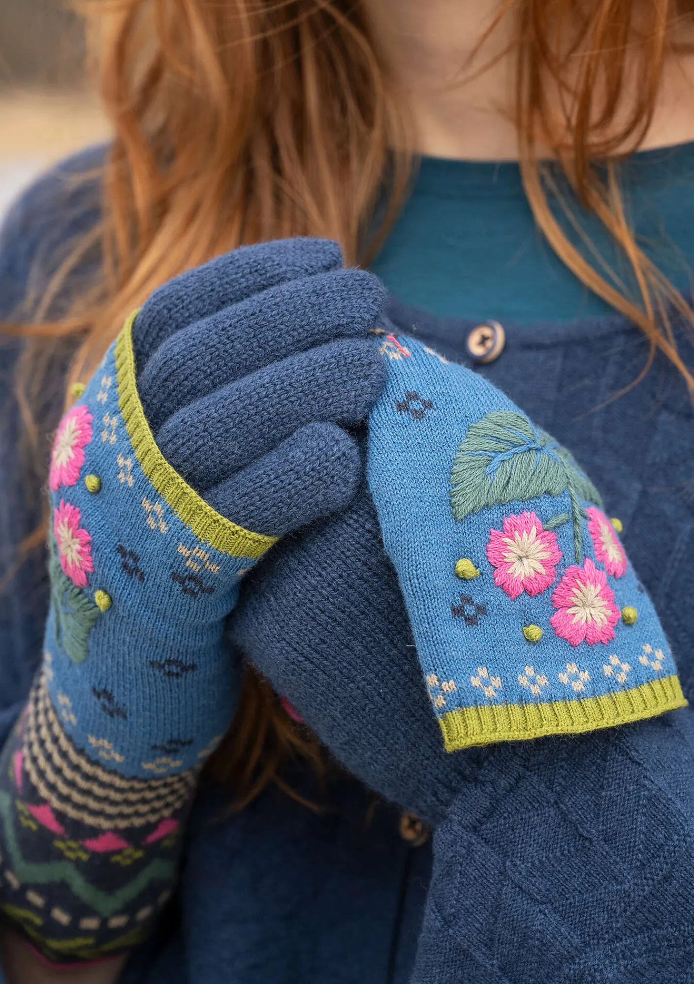Gudrun Sjödén Accessoires>Handstulpen „Borealis“ aus Bio- und Recycling-Baumwolle/Wolle Zartindigo