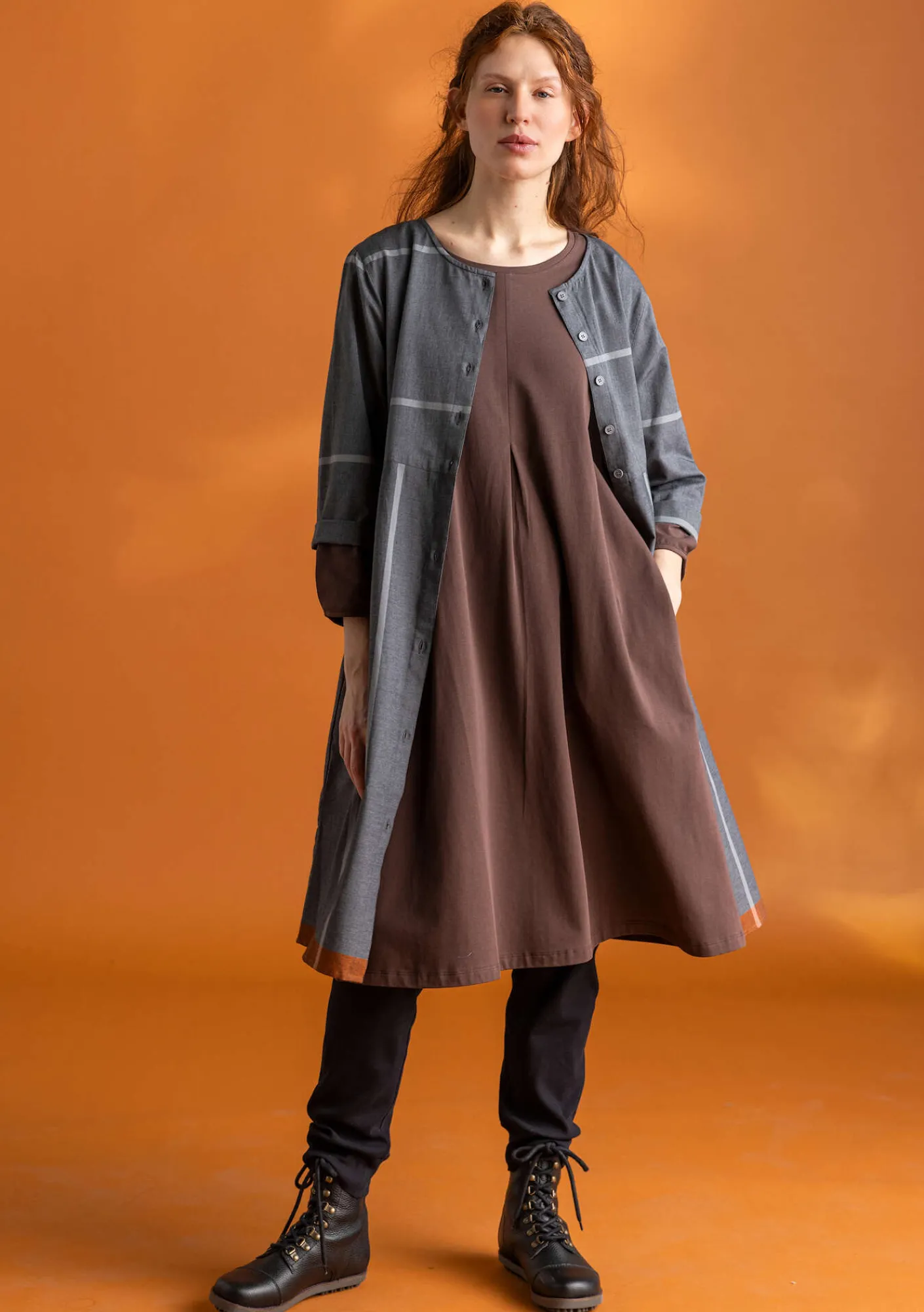Gudrun Sjödén Kleider>Jerseykleid „Ylva“ aus Bio-Baumwolle/Elasthan Röstkaffee