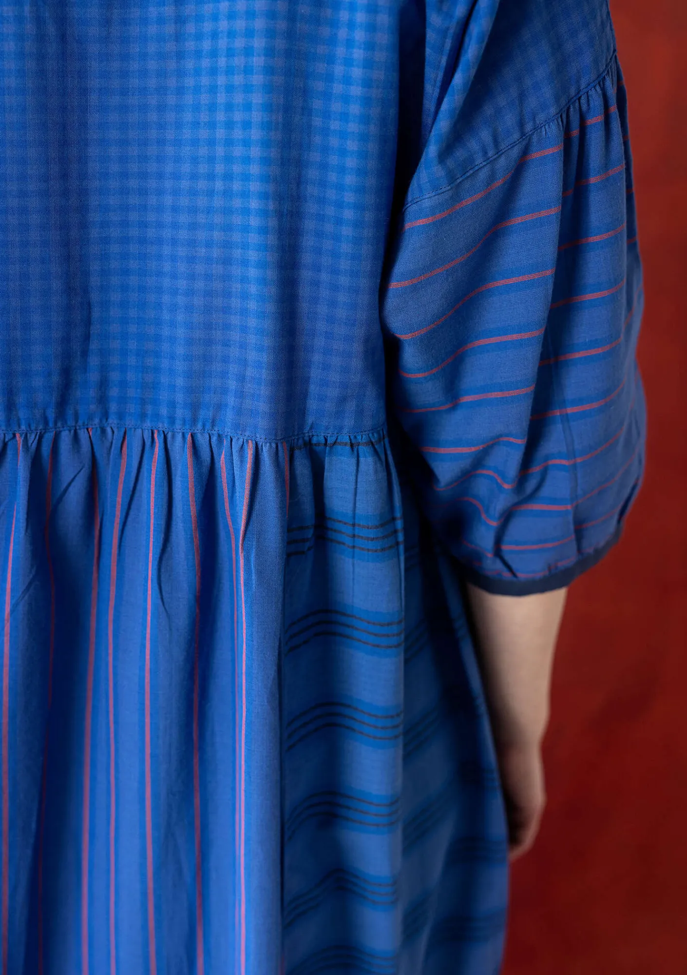 Gudrun Sjödén Kleider>Kleid „Sofia“ aus Bio-Baumwollgewebe Bläuling