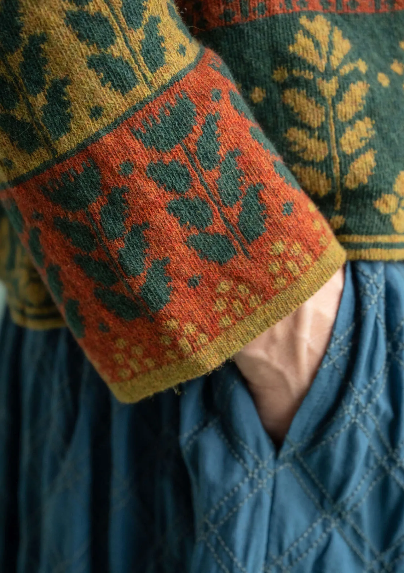 Gudrun Sjödén Strickjacken>Strickjacke „Edda“ aus Recycling-Wollgemisch Dunkelpetrol-melange