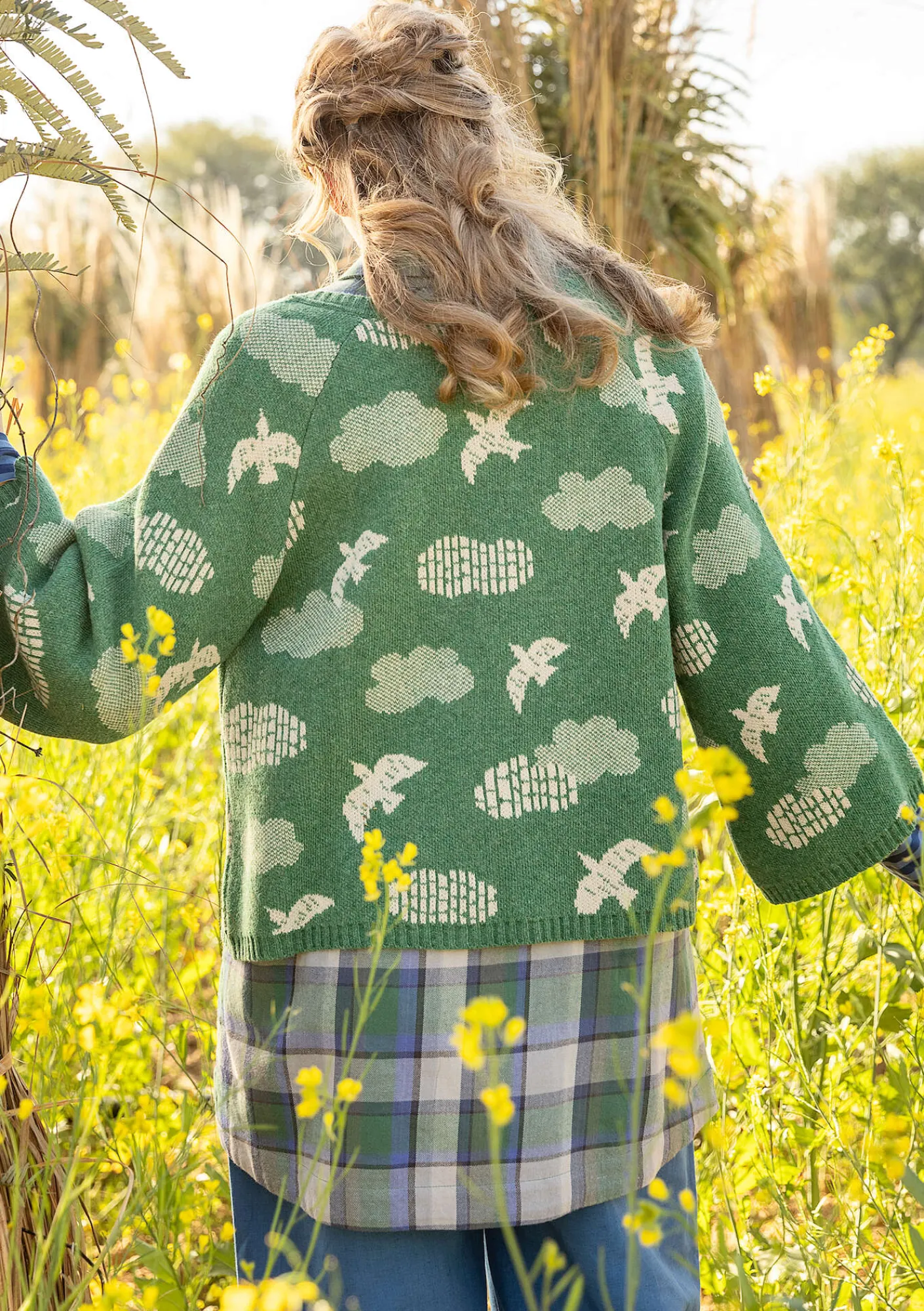 Gudrun Sjödén Strickjacken>Strickjacke „Flyttfågel“ aus Recycling-Wollmischung/Recycling-Baumwolle Meeresgrün-melange