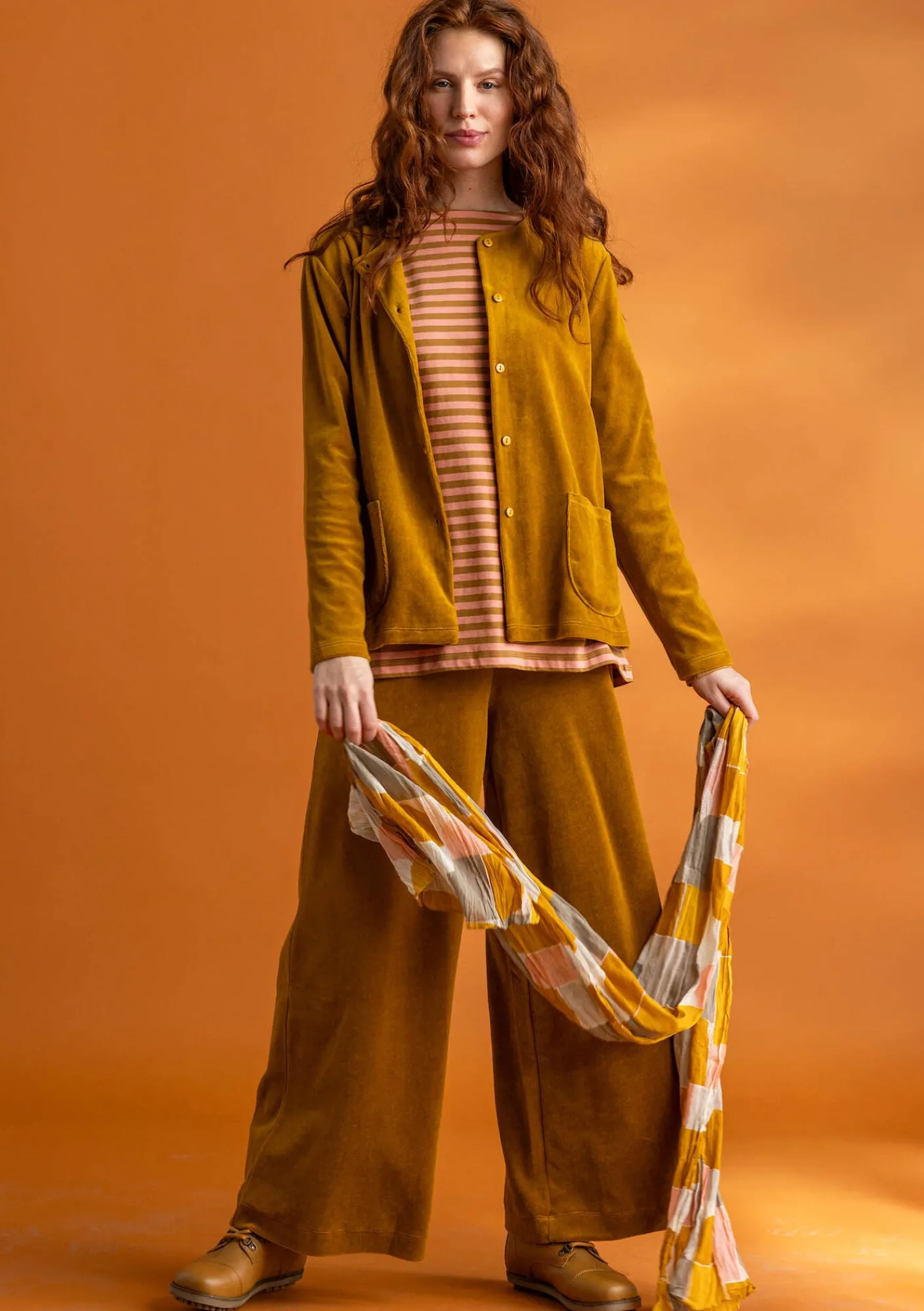 Gudrun Sjödén Strickjacken|Pullover & Shirts>Veloursjacke aus Bio-Baumwolle/Recycling-Polyester Curry